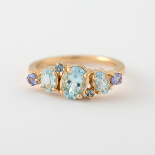 Aquamarine cluster gold ring Londyn front view